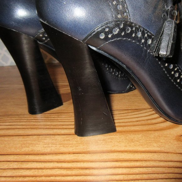 Tory Burch Astrid Lace up Vintage Inspired 5.5 M - Picture 10 of 13